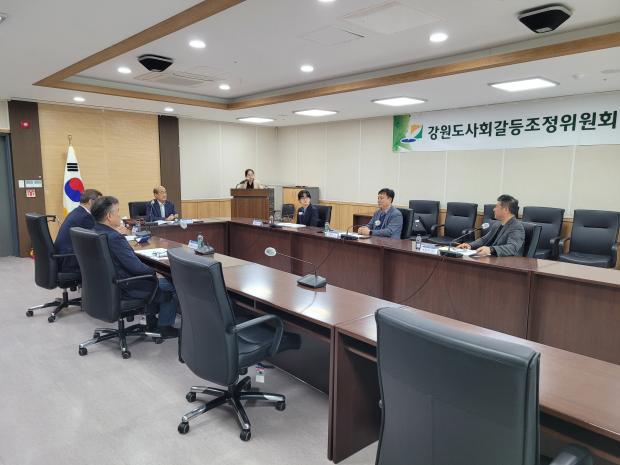 제122차_정례회_사진2.jpg